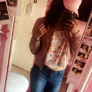 Meet your Posher, Karla